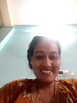 Sexi roovi online show from August 4, 4:15 am