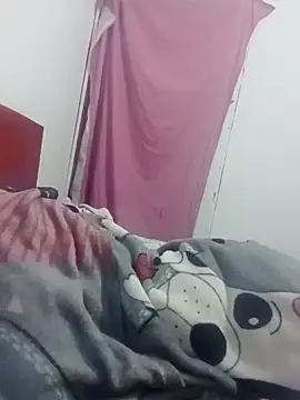 sexymomsn online show from June 24, 10:47 am