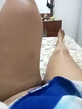 sexymomsn online show from July 8, 4:06 am