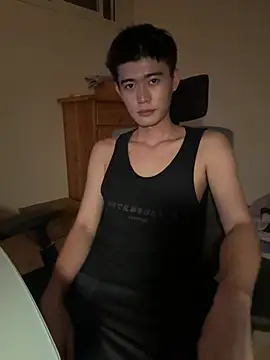 CalvinHY online show from June 20, 6:11 pm