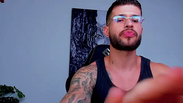 Santos ramirez1 online show from June 25, 4:22 pm