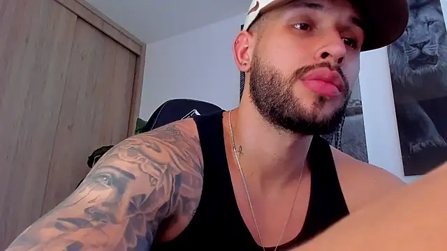 Santos ramirez1 online show from August 1, 7:35 pm