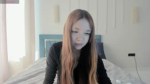 kok0mi online show from April 29, 3:21 am
