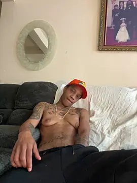 PHAT FTM KLIT87 online show from June 16, 3:25 pm
