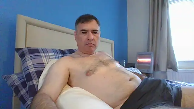 Snapshot of Pauly_Andrew chatting on March 22, 2:09 pm Pauly Andrew online show from March 22, 2:09 pm