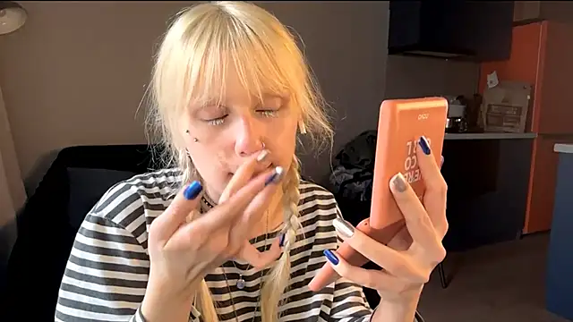 DivinaSpanski online show from March 27, 12:27 pm