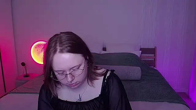 SelenaLily online show from April 10, 2:44 pm