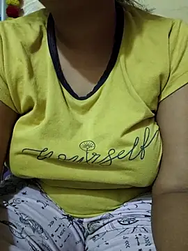 Tridha 2 online show from April 3, 7:12 pm