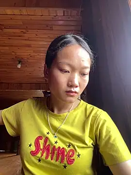 Snapshot of Jolinie chatting on May 7, 6:08 am Jolinie online show from May 7, 6:08 am