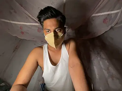 sinner2511 online show from March 31, 4:40 pm