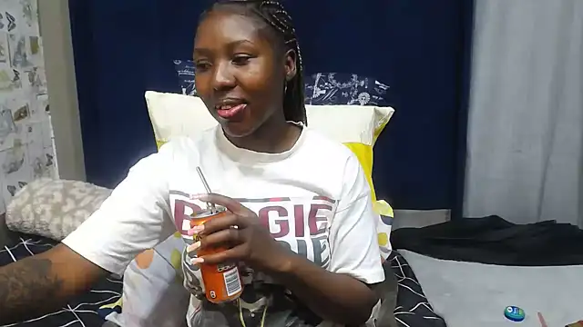 Candylips22 online show from July 24, 7:56 pm