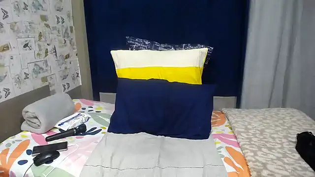 Candylips22 online show from July 28, 5:56 pm