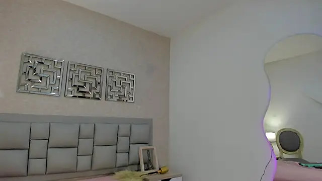 my princess  lily online show from March 29, 10:10 pm