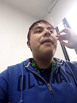 CristalPeyton online show from March 28, 6:51 pm