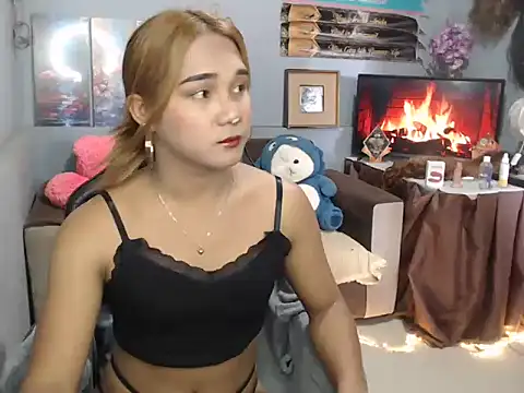 Snapshot of fuckercumm chatting on May 30, 2:30 am fuckercumm online show from May 30, 2:30 am