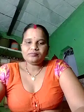Shivani09900 online show from May 26, 7:54 pm