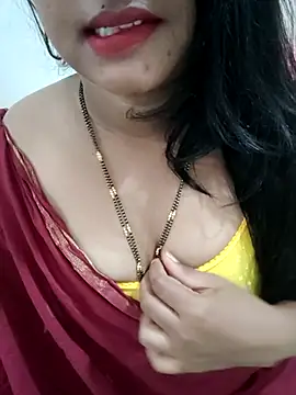 Snapshot of Ramya_456 chatting on May 26, 5:03 am Ramya 456 online show from May 26, 5:03 am