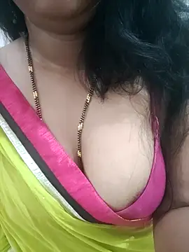 Snapshot of Ramya_456 chatting on May 29, 3:59 am Ramya 456 online show from May 29, 3:59 am