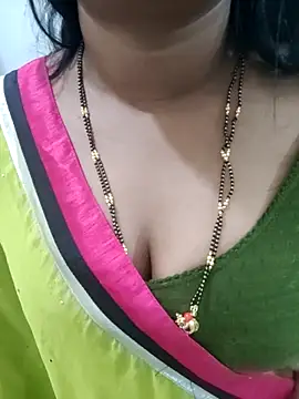 Snapshot of Ramya_456 chatting on June 1, 3:41 am Ramya 456 online show from June 1, 3:41 am