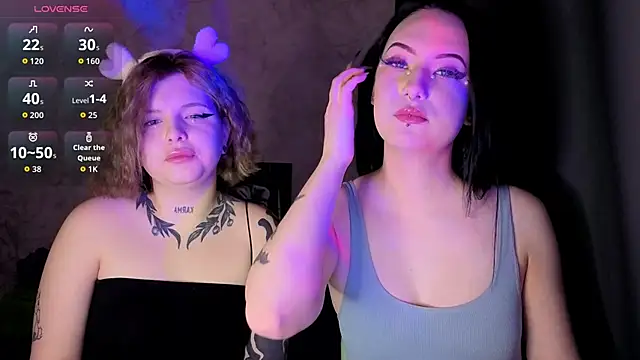 Luna XoXoXo online show from March 27, 5:57 am