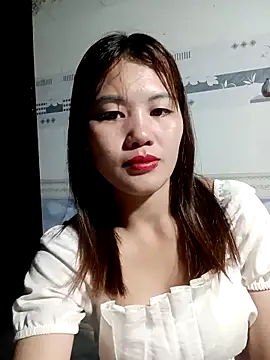 meg 06 online show from May 5, 1:52 pm