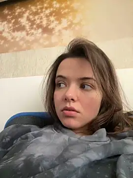 Snapshot of AForbiddenFlower chatting on April 1, 9:43 am AForbiddenFlower online show from April 1, 9:43 am