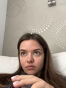 Snapshot of AForbiddenFlower chatting on April 14, 6:52 am AForbiddenFlower online show from April 14, 6:52 am