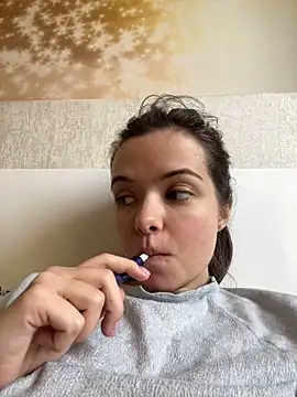 Snapshot of AForbiddenFlower chatting on April 16, 6:14 am AForbiddenFlower online show from April 16, 6:14 am