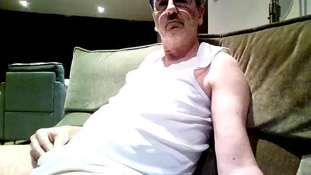 HotLucas66 online show from April 26, 8:50 pm