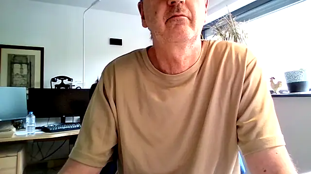 HotLucas66 online show from May 6, 12:43 pm