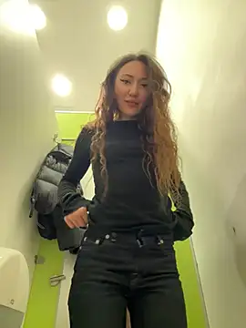 SaintSquirt online show from April 22, 9:22 am