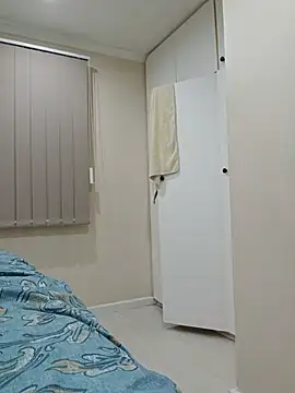 Snapshot of kamilah_rose chatting on July 9, 8:02 pm kamilah rose online show from July 9, 8:02 pm