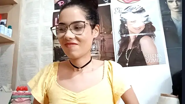 KaylaRise online show from March 25, 6:03 pm