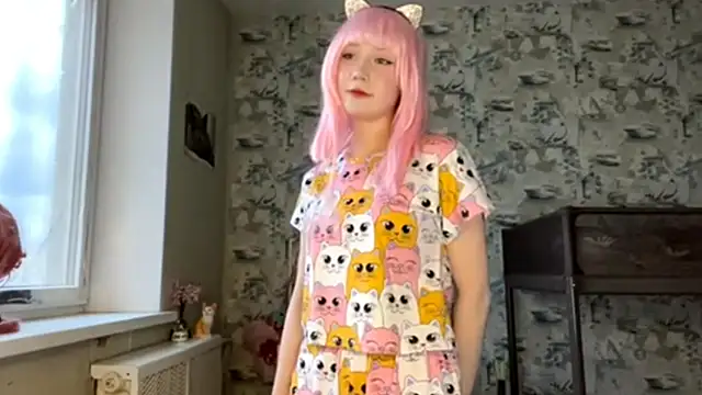 Snapshot of Love_you_Kim chatting on April 4, 1:08 pm Love you Kim online show from April 4, 1:08 pm