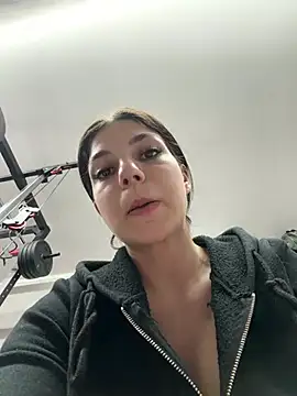 Snapshot of christahot chatting on April 28, 4:56 pm christahot online show from April 28, 4:56 pm