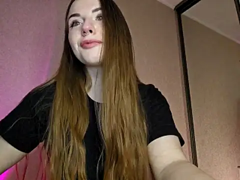 EvaansSmith online show from May 27, 4:37 pm