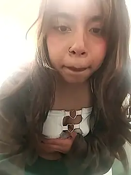 Snapshot of Atenea_7 chatting on April 15, 7:58 pm Atenea 7 online show from April 15, 7:58 pm