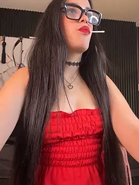 Darkrisnah online show from May 16, 9:13 pm