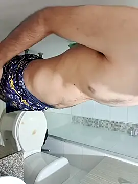 Snapshot of Juanse0827 chatting on March 28, 1:49 am Juanse0827 online show from March 28, 1:49 am