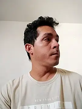 Gabriel leon33 online show from May 16, 5:56 pm
