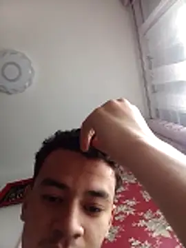 Snapshot of kapo9 chatting on April 2, 10:35 am kapo9 online show from April 2, 10:35 am