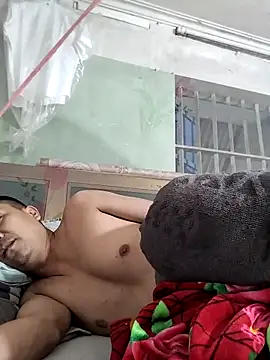 Snapshot of Tinh_love chatting on April 1, 1:41 pm Tinh love online show from April 1, 1:41 pm