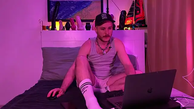 konlxxx online show from May 27, 8:17 pm