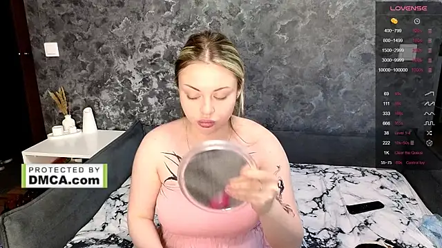 StasyLucke online show from May 8, 4:29 am