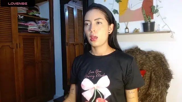 Snapshot of ivanna_dl chatting on May 17, 1:03 am ivanna dl online show from May 17, 1:03 am