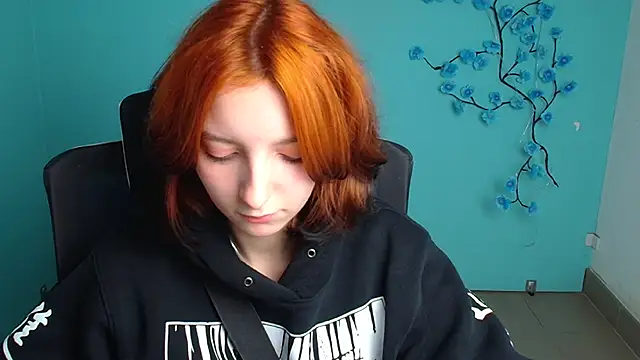 Butterfly Milly online show from May 13, 11:40 am