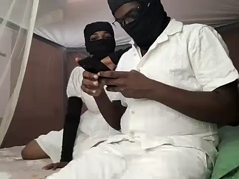 Ragasiyacouples online show from April 6, 3:13 pm