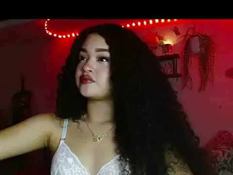 Snapshot of angel_lust1 chatting on April 21, 2:26 am angel lust1 online show from April 21, 2:26 am