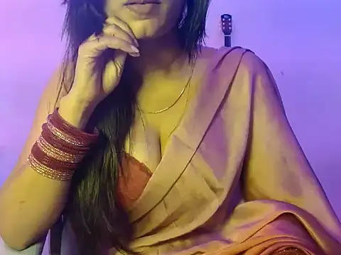 SexyNayraa online show from April 10, 1:05 pm