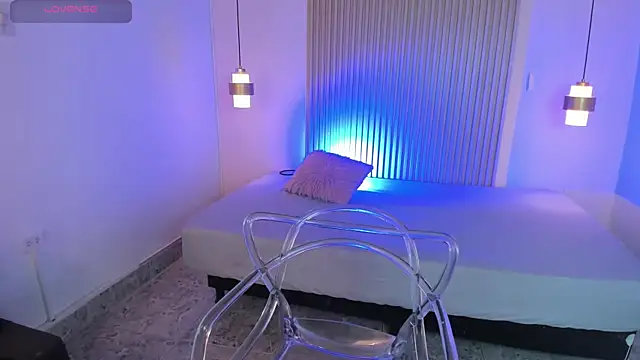 MollyGray8 online show from May 6, 12:54 pm